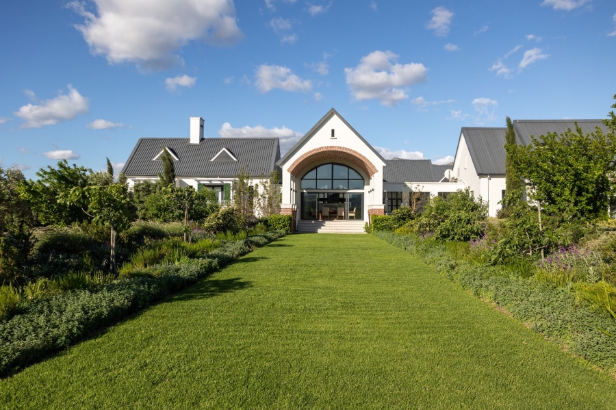 7 Bedroom Property for Sale in Val De Vie Estate Western Cape